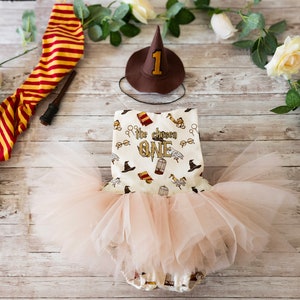 The chosen one cake smash outfit girl, potter birthday girl, Harry cake smash outfit girl, First 1st Birthday Party Cake Smash Girl Outfit
