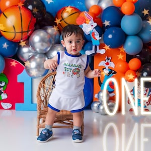 Baby Space Jam Kuchen Smash Outfit, Space Jam Kuchen Smash Outfit, Space Jam Geburtstagsparty, Space Jam Party Shirt, Toon Squad Shirt