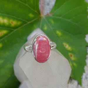 sterling silver ring with rhodochrosite, rhodochrosite ring, ring size 7.5, pink stone ring, boho sterling silver ring, natural stone