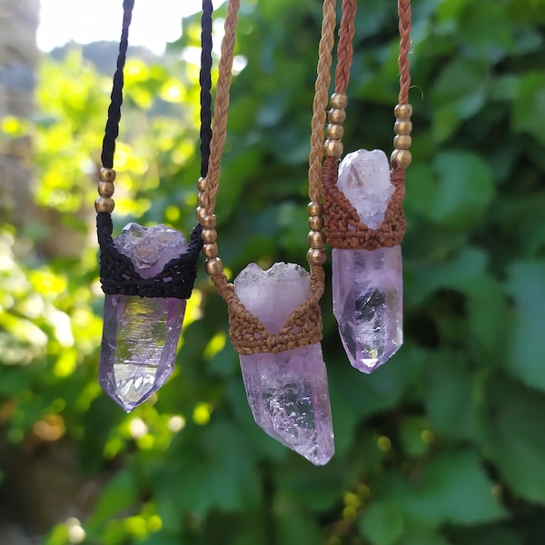 raw amethyst micro macrame necklace, amethyst point, raw cristal amethyst necklace