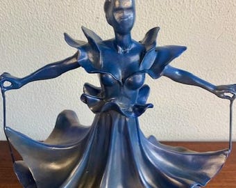 ブロンズ彫刻像（サルバドール・ダリ作「ダリ風ダンサー」を模写）サイン入りヴィンテージ彫像