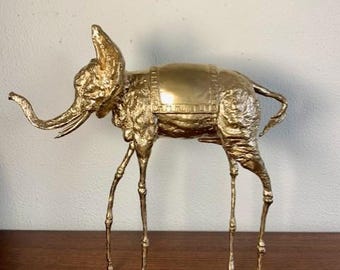 サルバドール・ダリの「宇宙の象」 - Etsy 日本