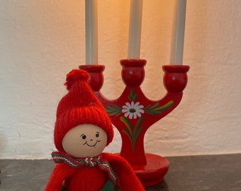 Swedish Christmas small candle holder traditionel redpainted wood and a cute gnome, Nisse, 1970s Vintage decoration made in Sweden