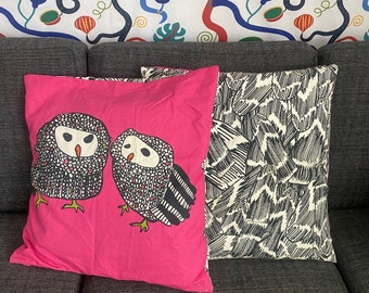Textiles de Suecia de IKEA. 2 fundas de cojín «Gulört» de 50 cm x 50 cm. Diseño sueco.