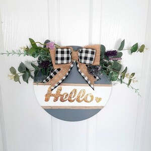 Hello Front Door Wreath, Grey Wooden Welcome Sign for Front Door, Round Wood Door Hanger, Front door decor, Door Plaque, Housewarming Gift