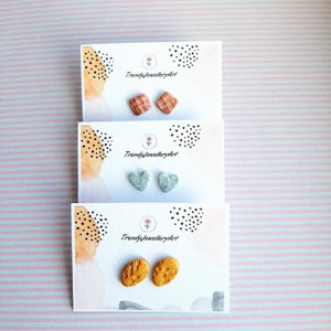Marble stone Heart Stud Earrings, Small Minimalist Earrings, Dainty Tiny Earrings, Glitter Polymer Clay Earrings, Love Heart Studs