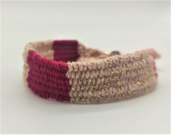 Handwoven bracelet / Boho style / Friendship bracelet / Natural jewelry / Recycled jewelry  / Adjustable / Unique gifts