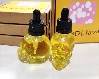 Premium beard oil in a skull bottle made with argan oil, jojoba oil and hemp oil 30ml 9 different scents to choose from by SoapDiJour