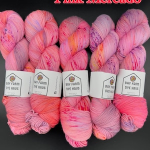 pink mercado / variegated Yarn  / Speckled Yarn /  High Twist Yarn / pink tonal with speckles