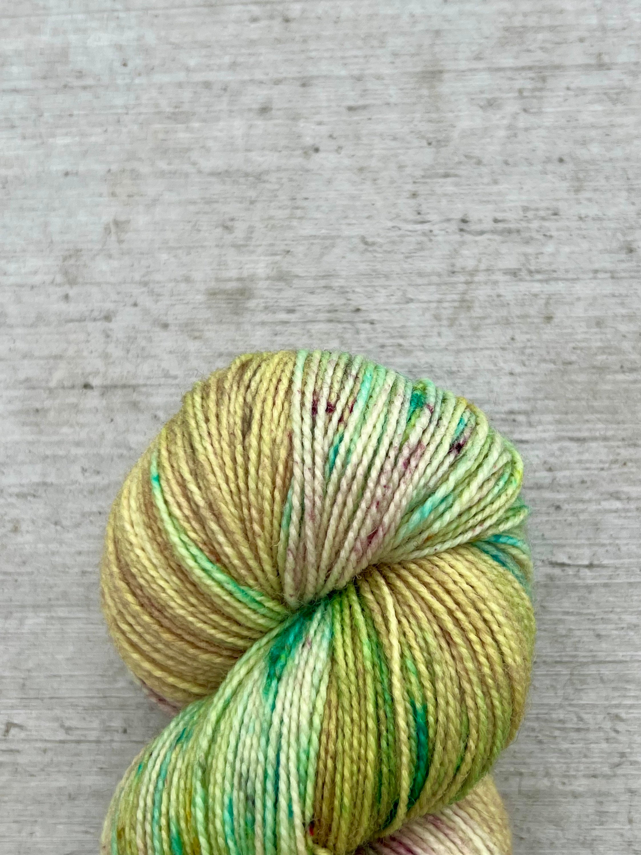 Swimming Lessons high Twist BFL Yarn / High Twist Yarn / BFL Sock Yarn / Handdyed Yarn / Indie