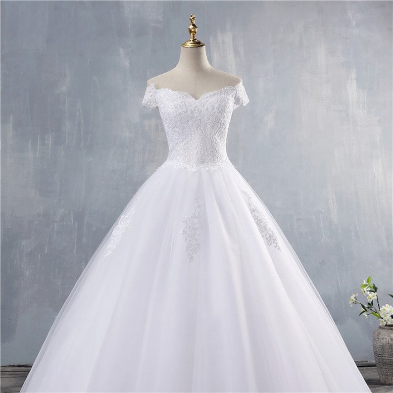 White Ivory Elegant off Shoulder Wedding Dresses for Brides - Etsy