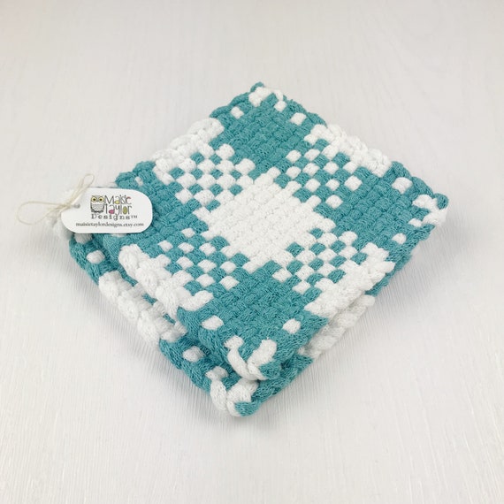 Woven Potholder Set of 2, Woven Trivet, New Apartment Gift for Her, Cooking Gifts for Men, Neutral Kitchenware, Bridal Shower Kitchen Gifts