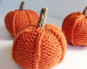 Hand-Knit Orange Pumpkins, Fall Home Decor, Knitted Pumpkin Gift, Hand Knit Autumn Decorations for Home