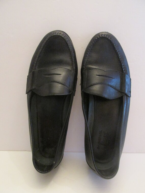 ladies black leather loafers