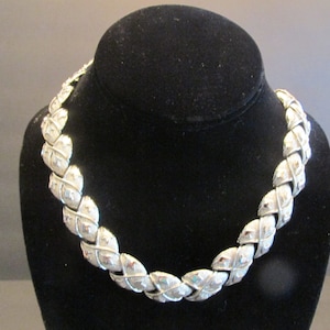 Beautiful signed CORO silvertone two toned necklace