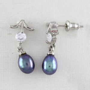 Gorgeous Vintage Genuine Pearl Sterling Silver Petite Drop  Earrings