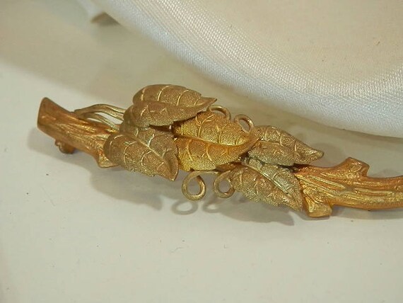 Antique 1800's Repousse Leaf Victorian Brooch - image 4