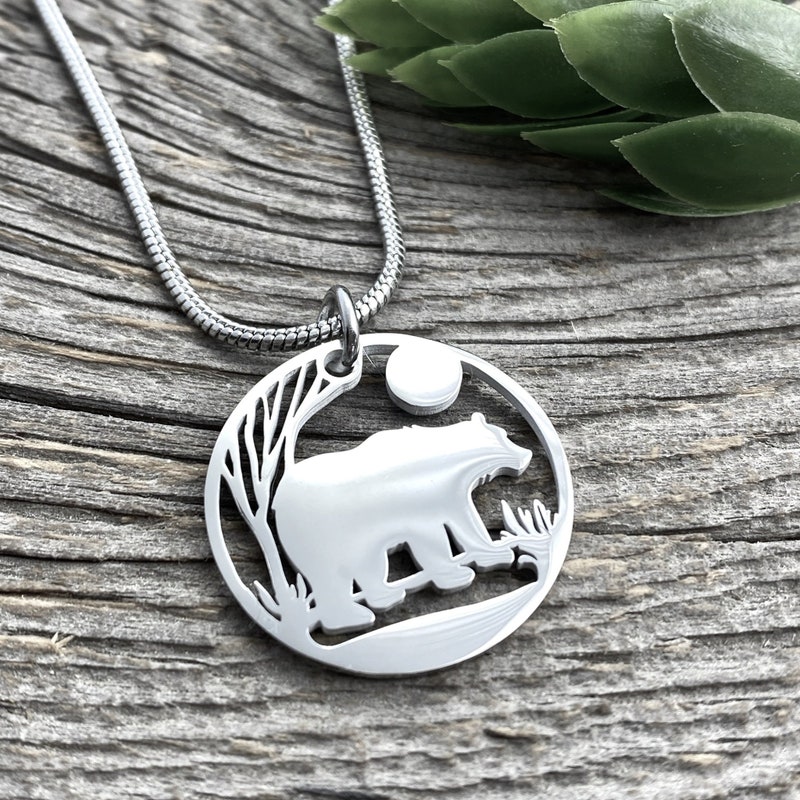 Grizzly Bear Pendant - Etsy