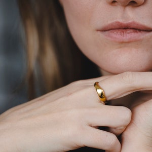 Isla Ring In Gold, Solid Gold 14K Ring, Wave Ring Gold, Wavy Ring, Thick 14K Gold Ring, Organic Ring, 14K Gold Minimalist Ring, Curve Ring