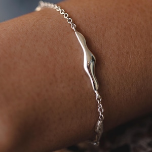 Breeze-armband, sterlingzilveren armband, zilveren kettingarmband, dames zilveren armband, gelaagdheid armband, sierlijke armband, minimalistisch