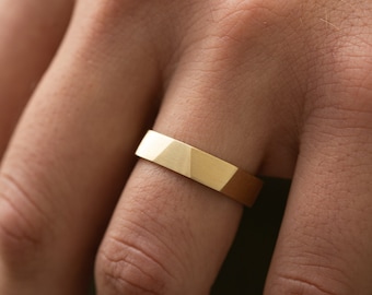 Matt Goldring, Facettierter Herrenring, Goldring für Männer, Massivgoldring 14K, 585er Ehering, einfache Ringe für Männer, rustikales Goldband, 5 mm