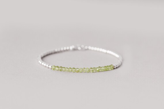 peridot bead bracelet