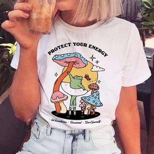 Groovy Frog Tshirt, Funky Graphic T shirt, 80s Aesthetic Oversized Summer Tee, Trendy tumblr tshirt, VSCO girl tee, Cosy White Tee, UNISEX