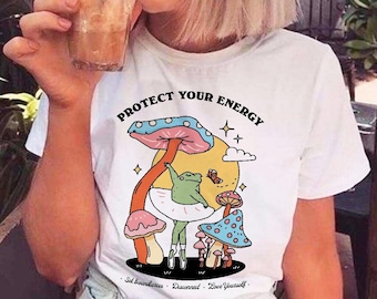 Groovy Frog Tshirt, Funky Graphic T shirt, 80s Aesthetic Oversized Summer Tee, Trendy tumblr tshirt, VSCO girl tee, Cosy White Tee, UNISEX