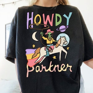 Cosmic Cowboy UFO Shirt, Retro Alien Graphic Shirt, Cute Alien Tshirt, Howdy Partner Graphic Slogan Tee, Colorful Space Shirt, Science Geek