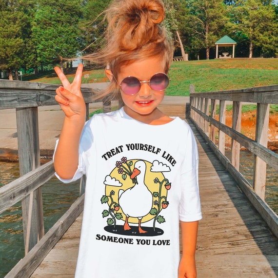 Strawberry Goose Kids Tee, Cute Geese Shirt for Babies, Cottagecore Farm Animal Childrens Shirt, Retro Graphic Self Love Kids Tee, UNSEX