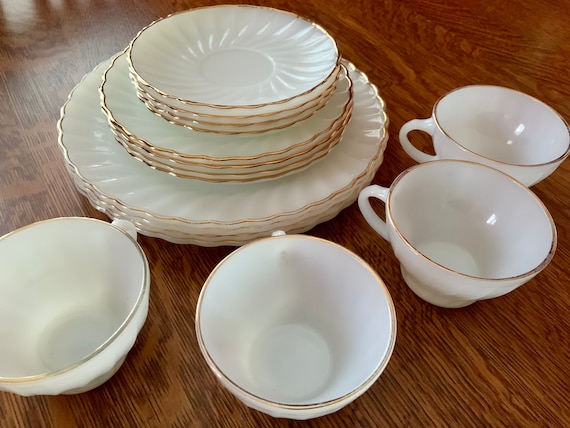 Vintage Anchor Hocking White W Gold Rim Retro Milk Glass 16 4 of Each 10 Dinner Plates 6.5 Salad Plates Saucers Cups Mid century Etsy Canada