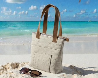 Classic style handbag using recylced materials