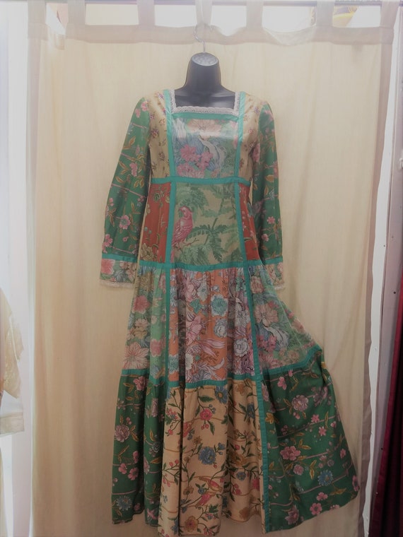 Boho peasant 1970s dress