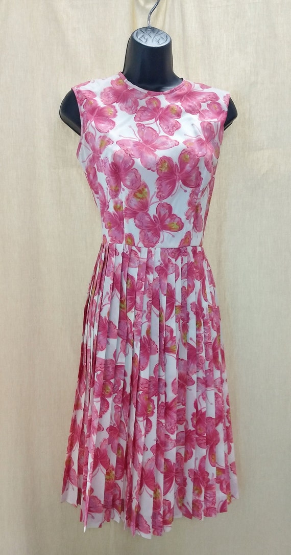 Fit and Flare 1950's dress