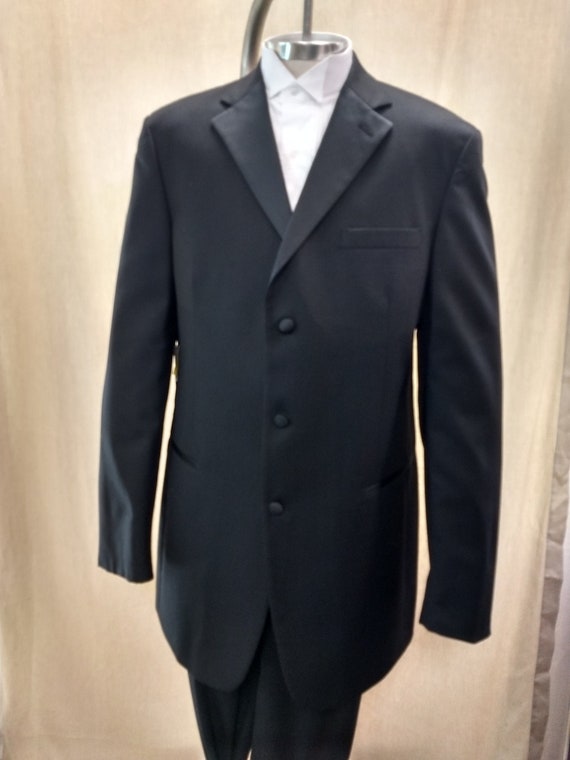 Tuxedo Jacket 3 button