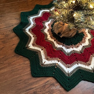 Crochet Christmas Tree Skirt: Vintage Ripple Design, Holiday Home Decor, 3 sizes