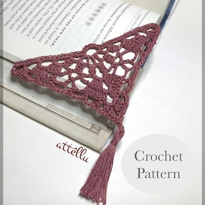 Crochet Pattern Corner bookmark Triangle Digital Download Format, Page Saver Victorian Style Book marker Lace style PDF Instructions & Chart