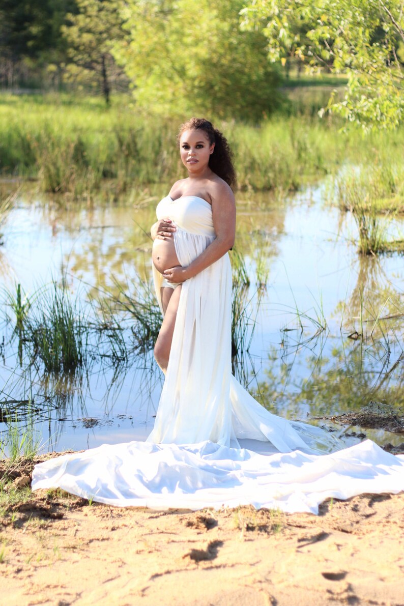 Maternity gown maternity photo shoot dress revealing belly