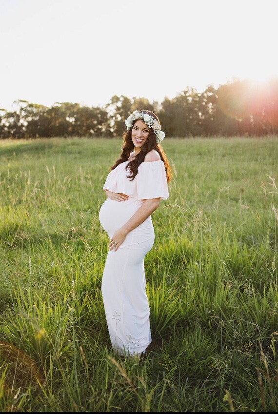 beach maternity shoot dress