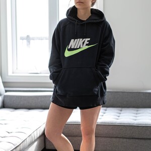 iciw cropped moletom com capuz