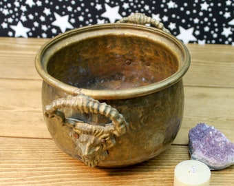 Vintage Brass Cauldron with Ornate Lion Head Handles - Pagan - Wicca - Altar - Potions - Spells - Craft - Witch - Brew - Rustic Decor