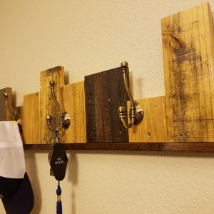 Reclaimed Recycled Pallet Wall Coat Rack - Upcycled wood wall art with hooks