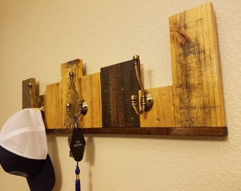 Reclaimed Recycled Pallet Wall Coat Rack - Upcycled wood wall art with hooks