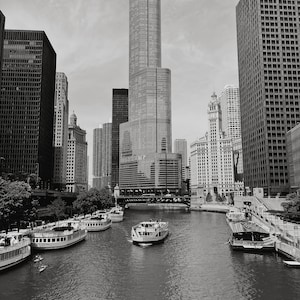Chicago Riverwalk Photography, Chicago River Art, Chicago Photography, Chicago Trump Tower Prints, Chicago Wall Art, Chicago Architecture