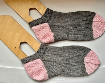 Pink and gray socks | Knit socks | shortie socks | ankle socks | short socks | women’s gift | cozy ankle socks | unique socks | women’s gift