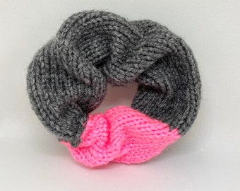 Two-colored Scrunchie | Gray Hair Accessory | Hot Pink Scrunchie | Spring Hair Tie | Bright Scrunchie | Knitted Hair Tie | Black Scrunchie