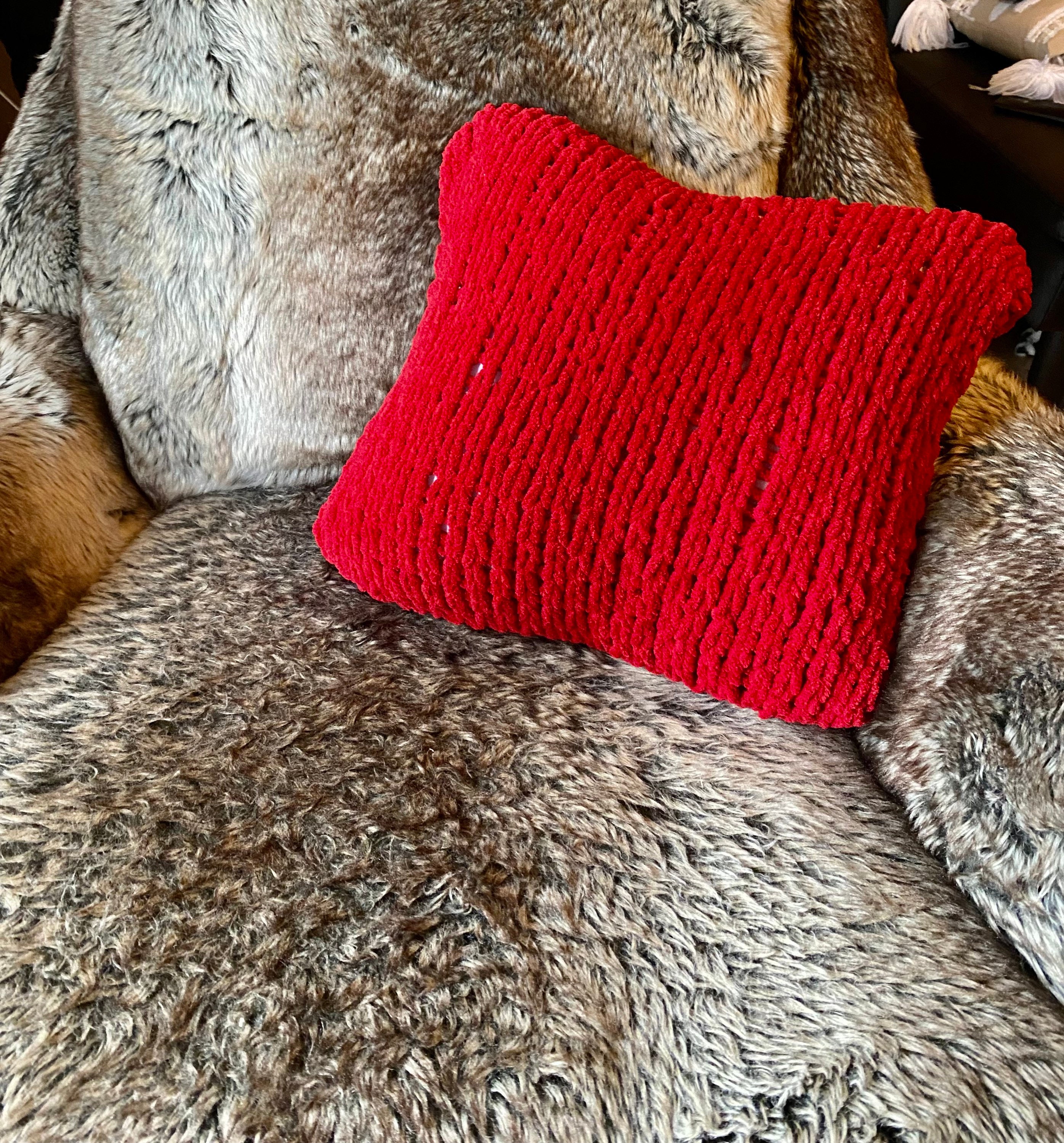 Red knit throw pillows hotsell