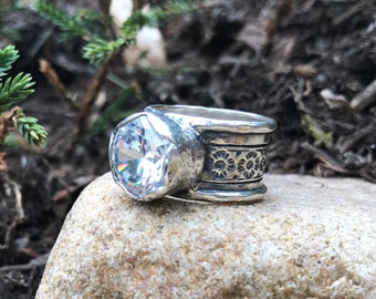 R2208. Queen for A Day Ring by Silpada Designs. Sterling Silver