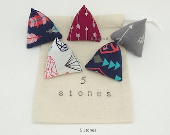 Five Stones Game, Toys, Interactive Game for Kids, Mini Juggling Bean Bags, Homeschool Game, Sensory Bean Bags Learning, Fidget Toy