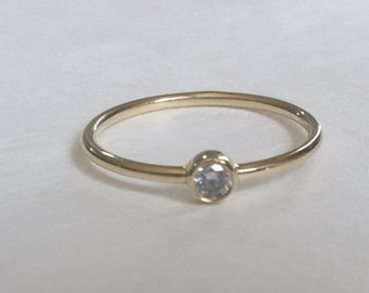 Solitario de anillo de oro, anillo de oro pequeño, anillo de compromiso de oro, anillo de oro solitario de 14K, anillo de oro Cz, regalo